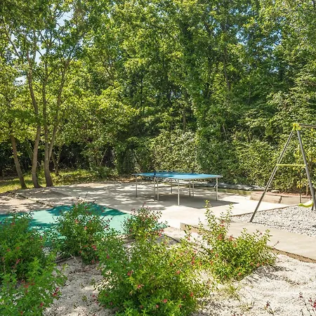 Stunning In With Kitchen Hébergement de vacances *